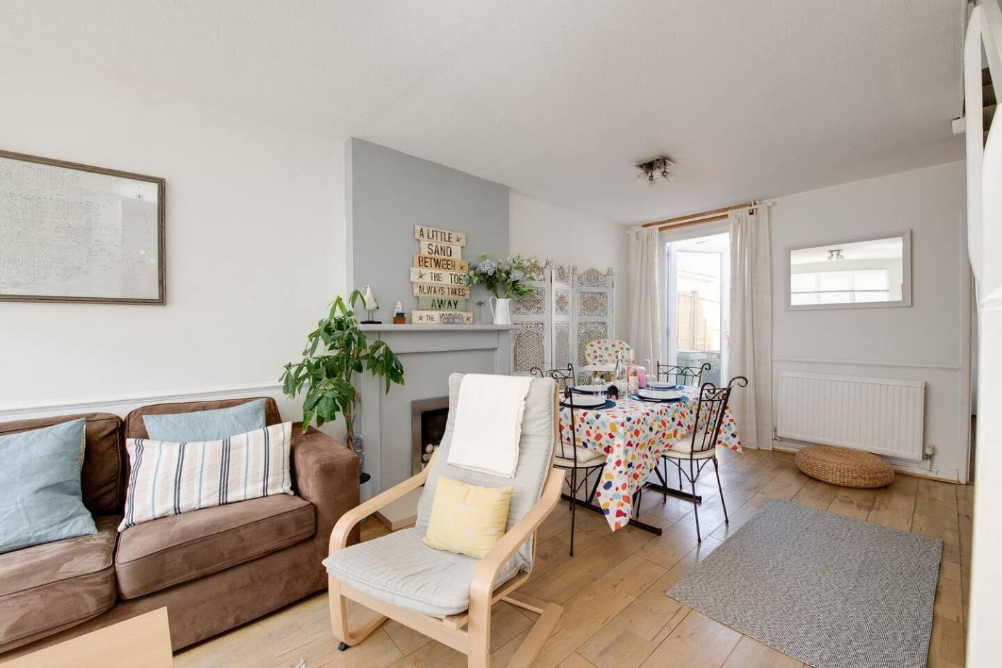 Tranquility Nook Villa Portsmouth Buitenkant foto